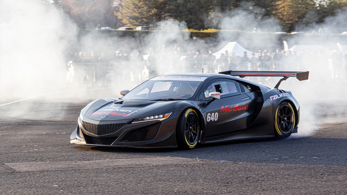 ASCII.jp：走って、触って、語り合う。Hondaファンが集結した「Modulo