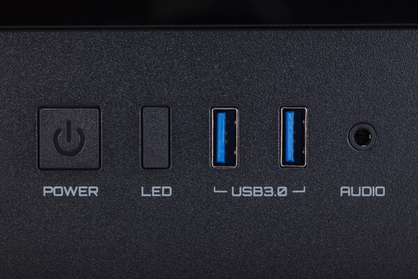 LEVEL-M5AM-R96X-RKX-FB [RGB Build]