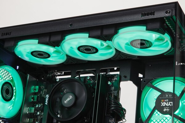 LEVEL-M5AM-R96X-RKX-FB [RGB Build]