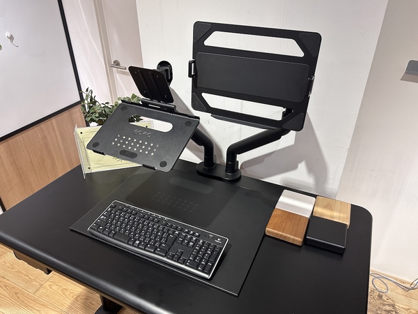 COFO無重力モニターアームPro（上下配置版）