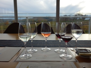 世界的ワインと希少な銘酒、上田市民が本当に並ぶ店で「美味い！」が止まらない 【上田市の旅#2─グルメ編】