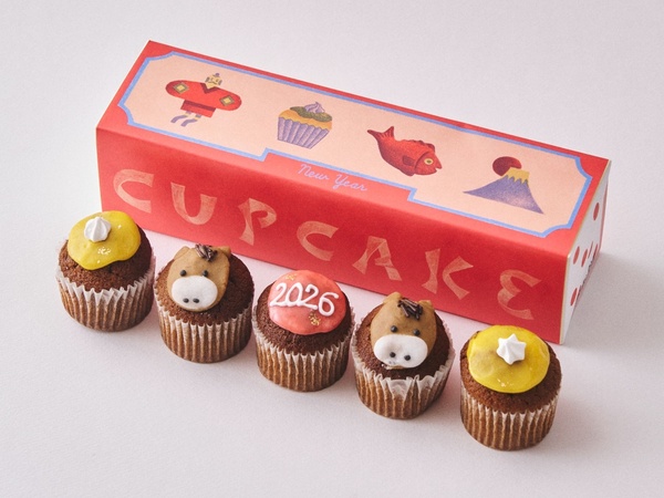 ベイクド新春午（うま）カップケーキ