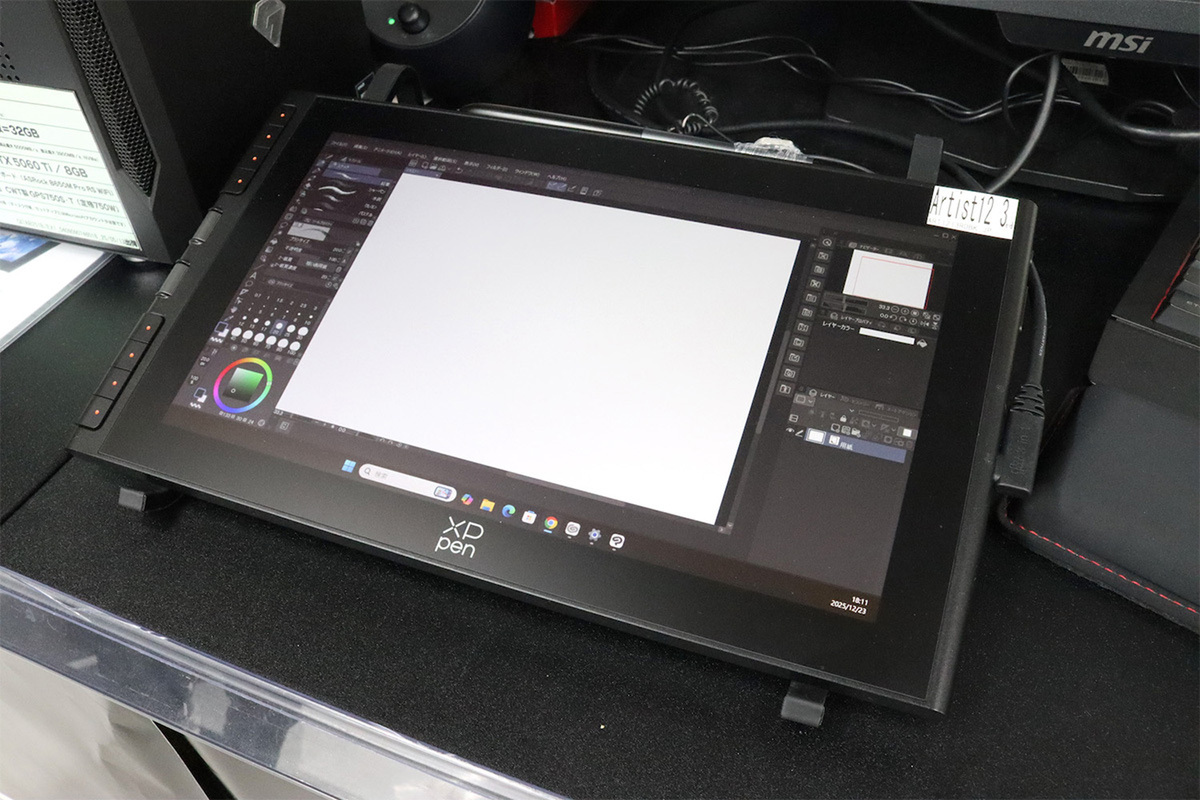 ASCII.jp：3万円を切る手軽さ、このコスパがイイ！ 趣味で絵を描き始め