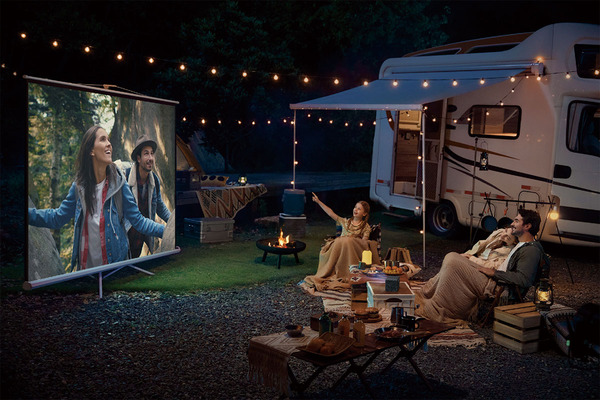 プロジェクター