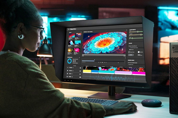 Dellが世界初の52型6Kモニター「UltraSharp 52 Thunderbolt Hub Monitor」を発表