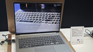 MSIのPanther Lake搭載ノートPCは流動体の外観と20時間駆動で仕事と日常の境界線を消し去る