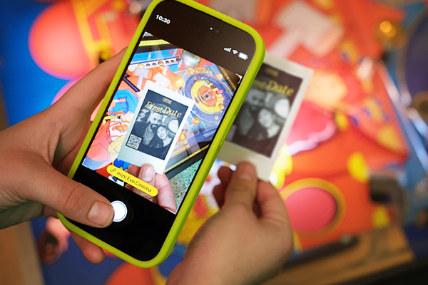 「instax mini Evo Cinema」発表