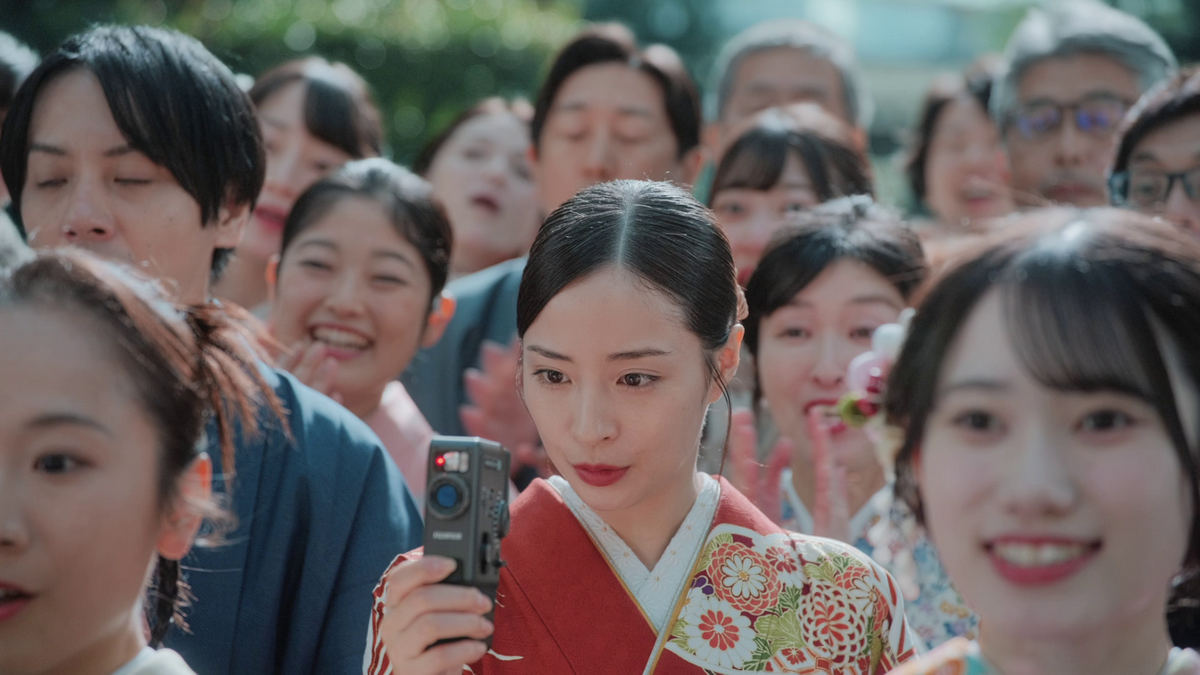 「instax mini Evo Cinema」発表