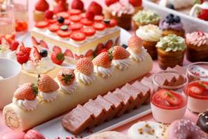 360度どこを見てもいちご！いちごデザートビュッフェ「ストロベリー オブセッション 2026」がたまらん！