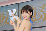 「人間界を案内してほしい」だと!? お酒好きの道産子グラドル、小坂田純奈が3年ぶりの4th DVDで悪魔に変身！