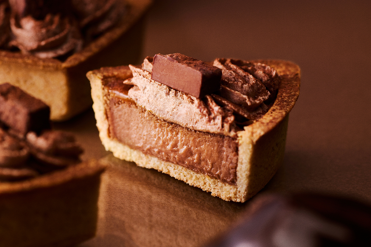 「BAKE CHEESE TART」の「焼きたてタルト 贅沢生ショコラチーズ」