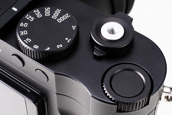 「ライカQ3モノクローム」実写レビュー