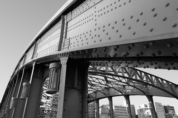 「ライカQ3モノクローム」実写レビュー