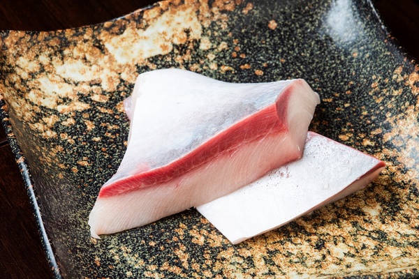 冬の味覚・寒ブリ。脂がのって美味