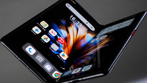 これが折りたたみスマホの現実解！ コスパ・性能も高い「nubia Fold」は買い