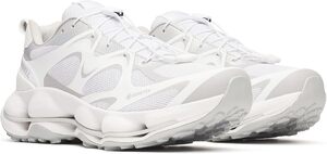 GORE-TEXでしっかり防水、しかも歩きやすい！ メレル「SPEED ARC MATIS GORE-TEXハイキングシューズ」が39%オフ！