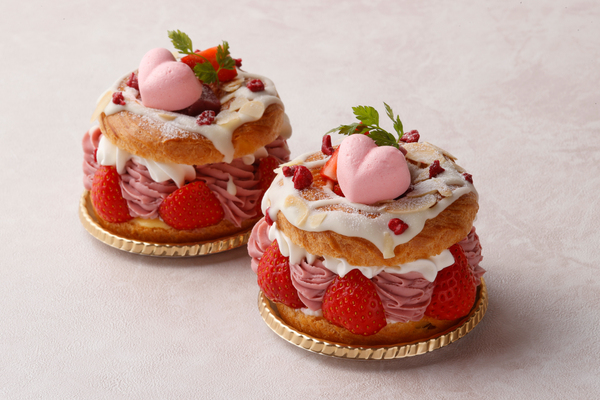 東京會舘の「ご褒美パリブレスト 苺　バレンタインバージョン」