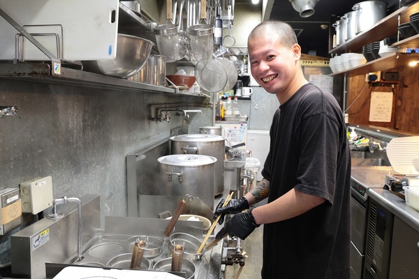 店主の岡野壮一郎さん