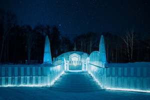 1ヵ月だけ姿を現す「氷の教会」がリニューアル！全方位から祝福を浴びながら永遠の愛を誓う【道東道 トマムICより車で約6km】