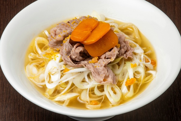 スッキリとしながらも奥深い味わいが絶妙♪ 埼玉の名店「自家製手打ち麺 禿」が手掛けるカラスミが主役の斬新麺