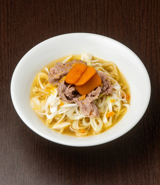 「カラスミと牛しゃぶの塩拉麺」(1800円)