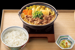 吉野家が人気メニュー「牛カレー鍋膳」を復活！ クリーミーでマイルドな味わい