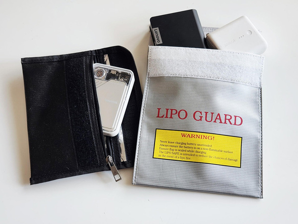 モバイルバッテリー