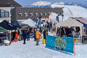 雪山でファッションショーに音楽フェス！寒さ知らずでアツく過ごせる「谷川雪山フェス」【関越自動車道 水上ICから約13.5km】