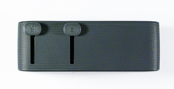 Ankerがトラベルアダプタを発表