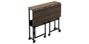 机があるだけで、部屋は狭くなる。置きっぱなしにしないデスクが、セール対象に