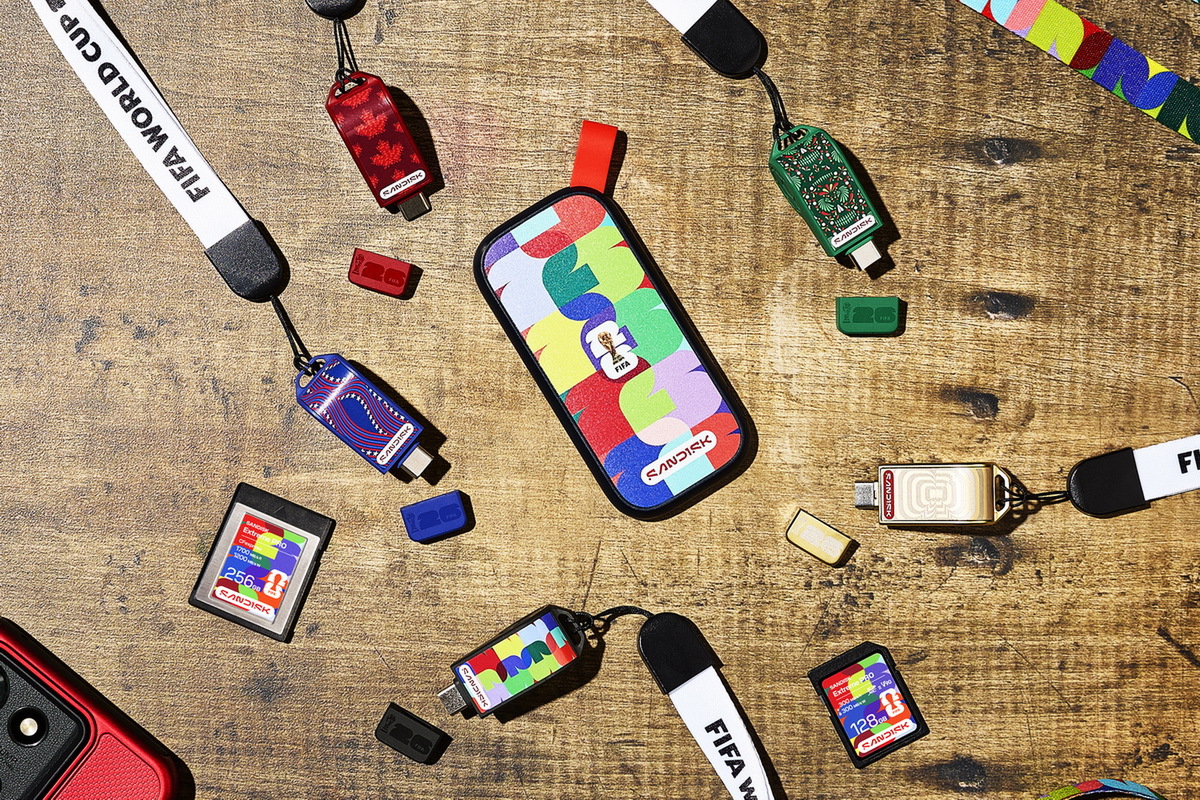 サンディスクは「FIFAワールドカップ26」公式ライセンス製品