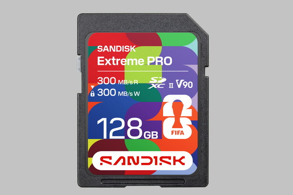 サンディスクは「FIFAワールドカップ26」公式ライセンス製品