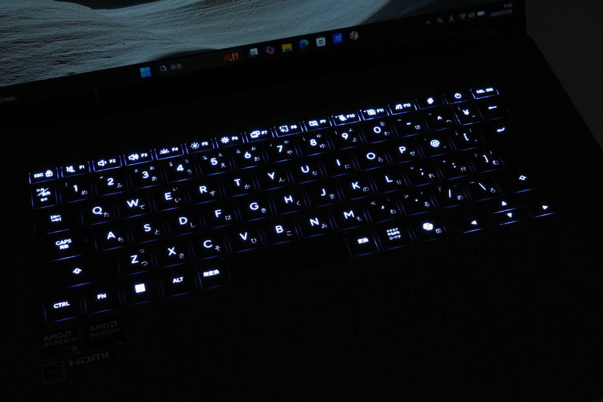 「AMD Ryzen AI 400」搭載「Zenbook S16」（UM5606GA）実機レビュー