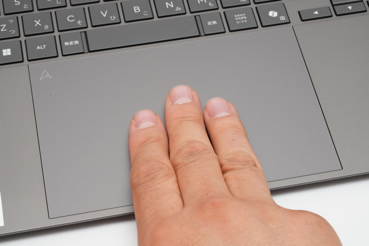 「AMD Ryzen AI 400」搭載「Zenbook S16」（UM5606GA）実機レビュー