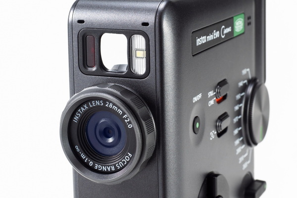 「instax mini Evo Cinema」実機レビュー