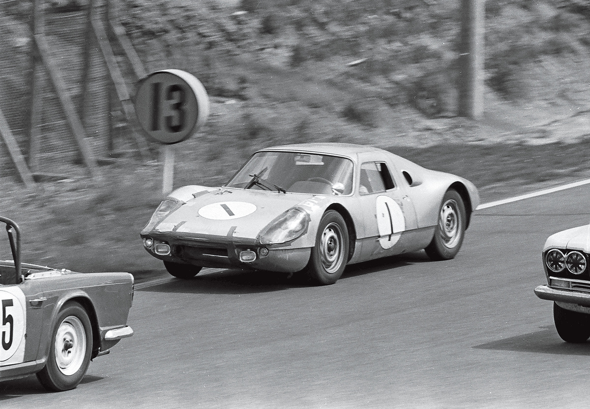 「LUFT TOKYO」ポルシェイメージ