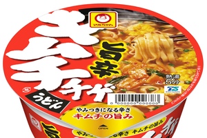 マルちゃん「旨辛キムチチゲうどん」のたまごを増量　やみつきになる一杯が復活！