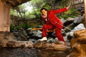 今は令和だよね？昭和レトロな日帰り温泉で、昭和30年代に流行したロカビリーライブだと…？【関越自動車道 東松山ICから11.5km】