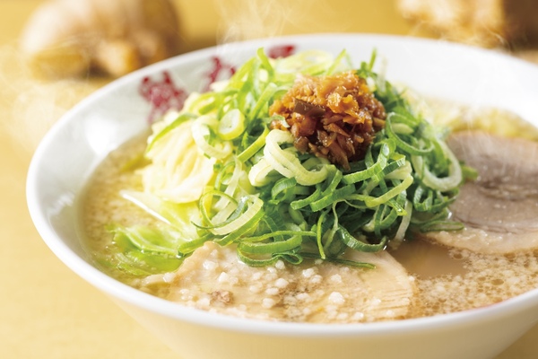 背脂ガツン！でもさっぱり「背脂生姜塩ラーメン」寒〜い日こそ食べたい