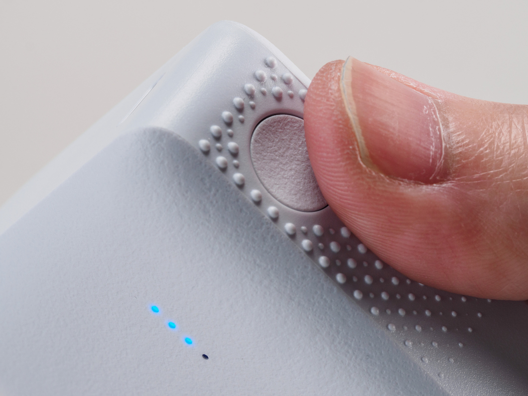 エレコム 触覚フィードバック搭載 モバイルバッテリー