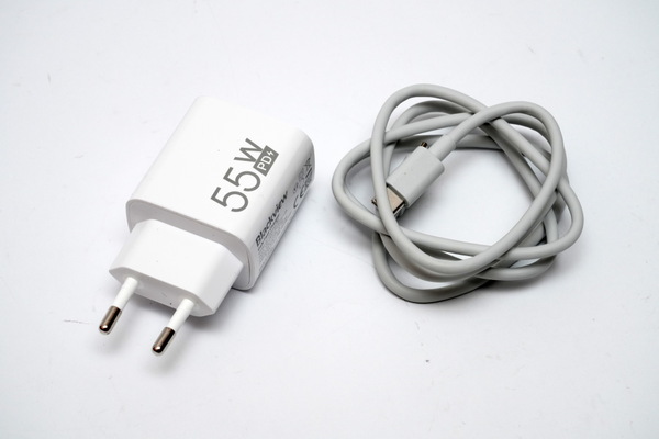 「Blackview MEGA 12」実機レビュー