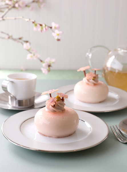 「ジョエル･ロブション」の「さくら ～桜香るムース～」