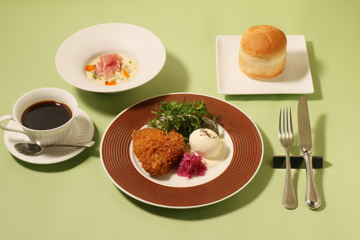 「三菱一号館美術館Café 1894」の「トワイライト、新版画―小林清親から川瀬巴水まで」タイアップメニュー