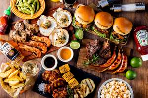 「ザ・ワーフハウス山下公園」のBBQテラスが3月1日から期間限定オープン！肉厚ハンバーガーからクラフトビールまで楽しめる