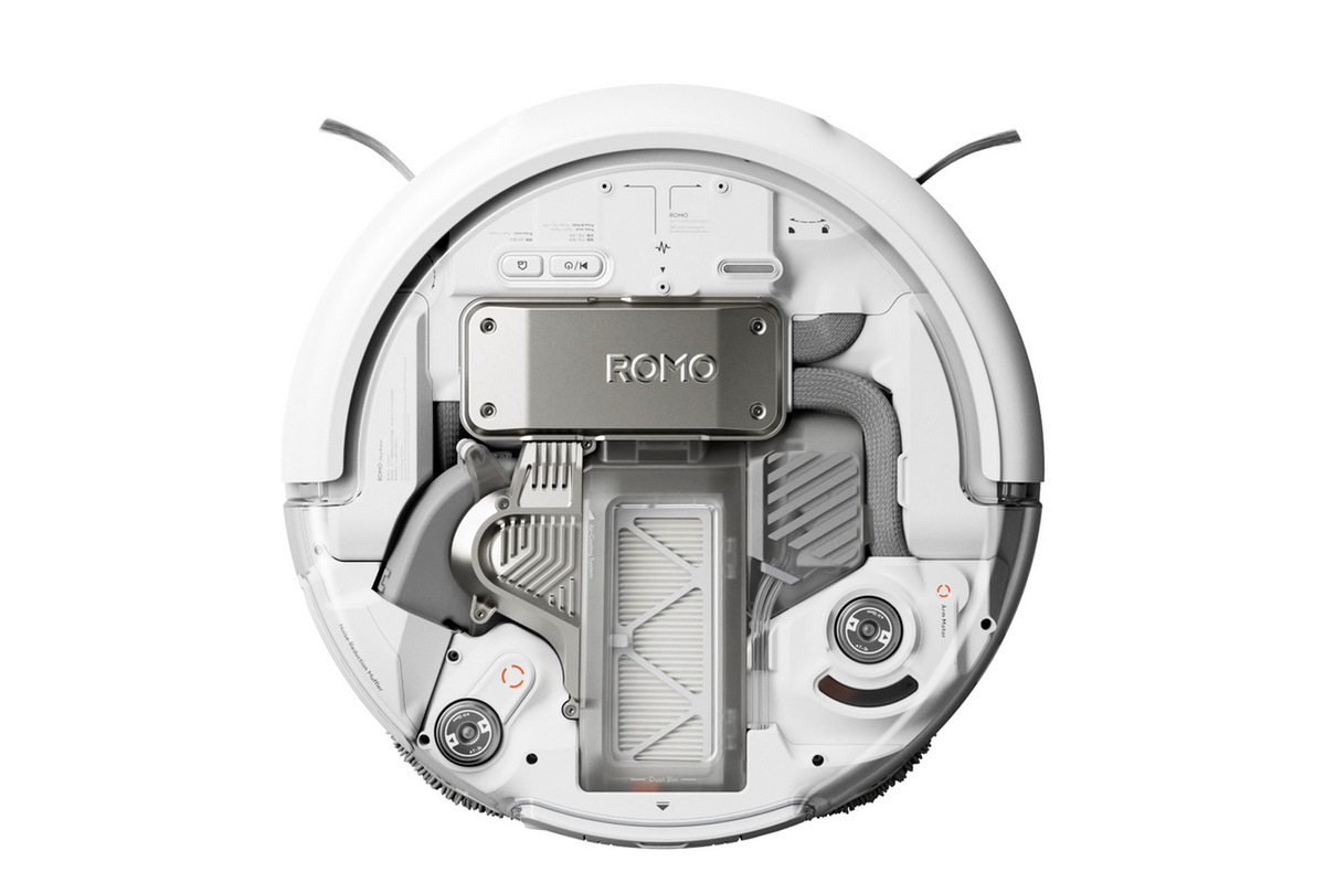 DJIのロボット掃除機「ROMO」実機レビュー