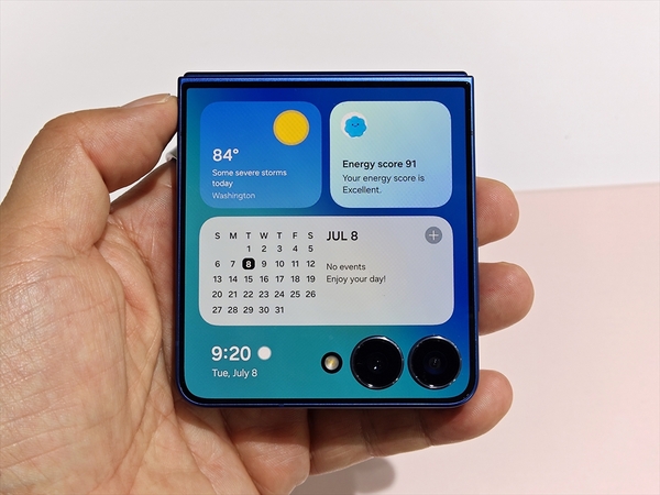 折りたたみスマホ