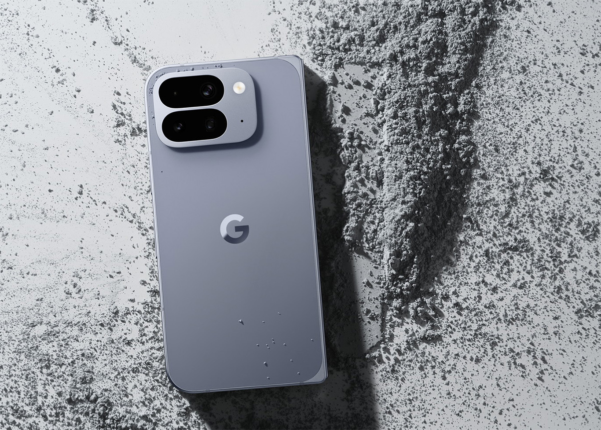 折りたたみスマホ