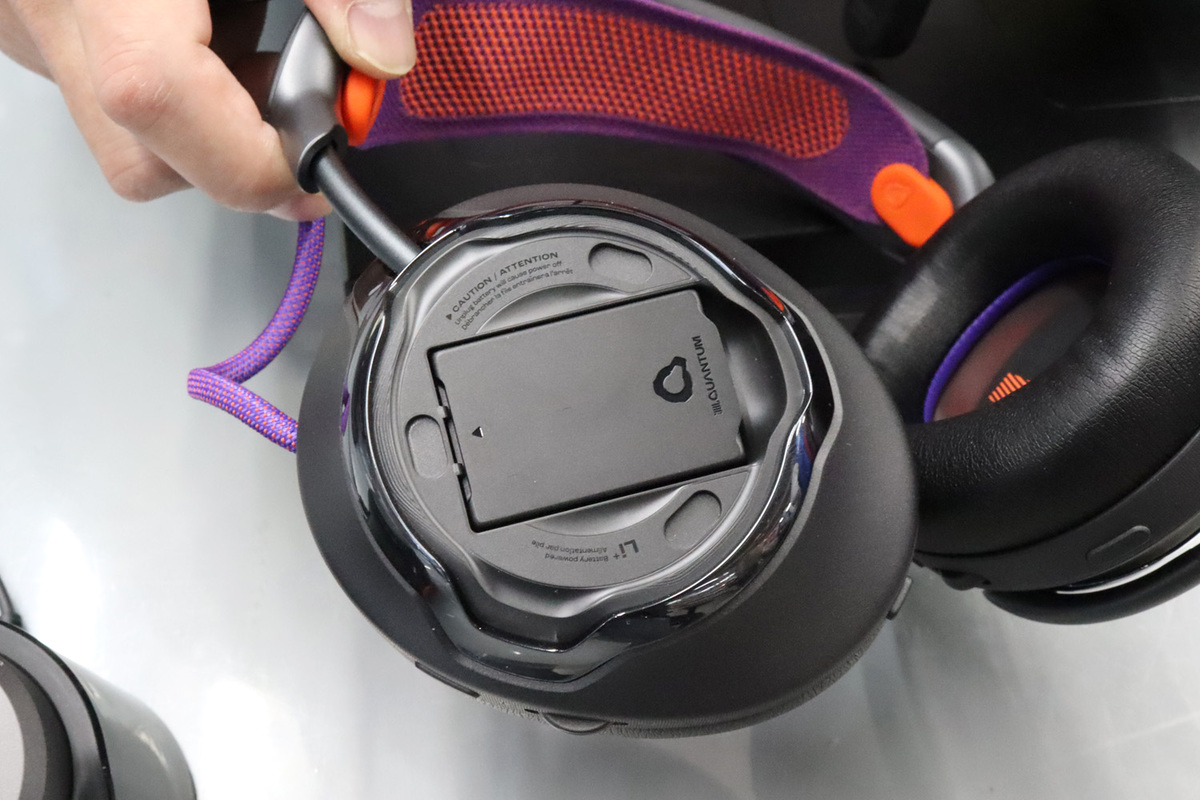 JBL Quantum 950 WIRELESS