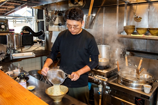 店主の工藤 茂さん