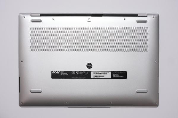 世界最軽量の16型モバイルノートAcer「Swift Air 16」実機レビュー